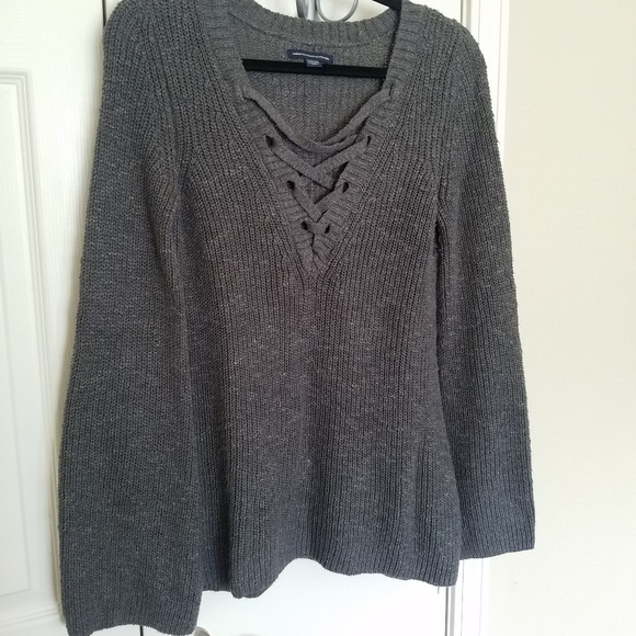 American Eagle Outfitters Tops - American Eagle Outfitters Bell Sleeve Sweater